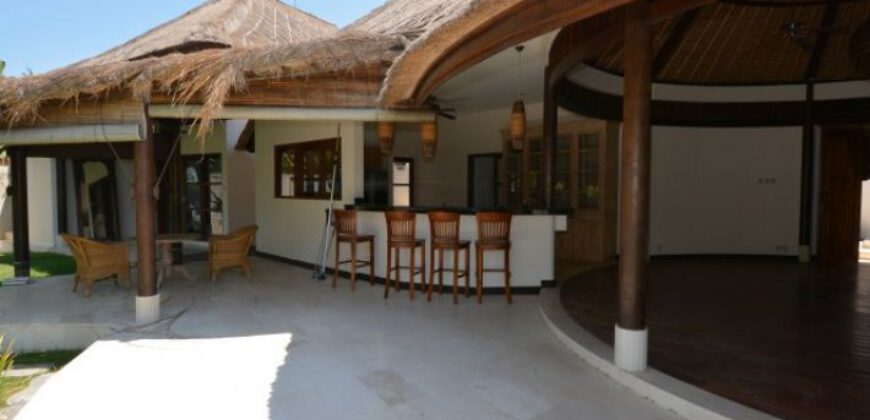 4-Bedroom Villa Kamiyah in Canggu