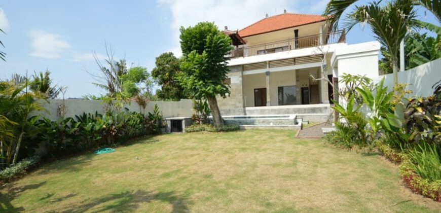 Villa Rylie in Canggu – AR563
