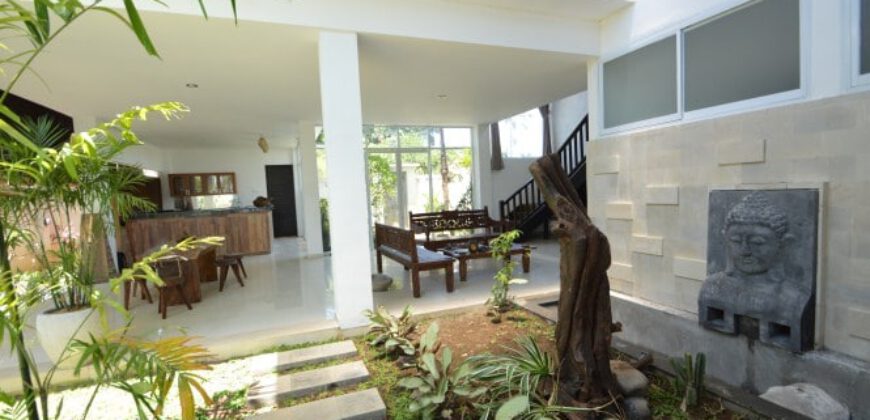 4-bedroom Villa Annalise in Canggu