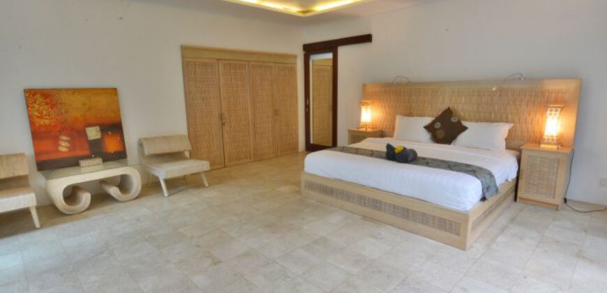 4-bedroom Villa Splendid in Canggu