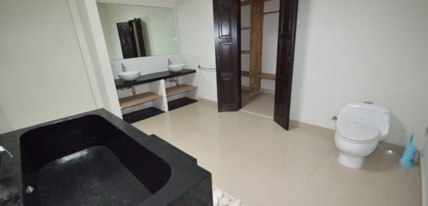3-bedroom Villa Ann in Canggu