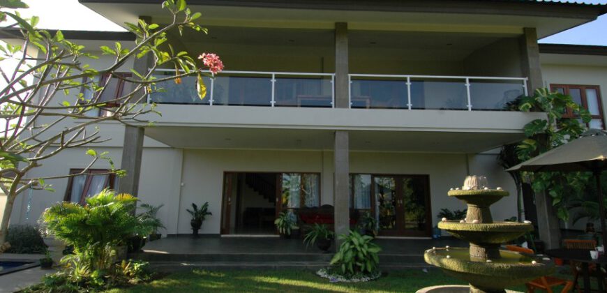 4-bedroom Villa Eufaula in Sanur