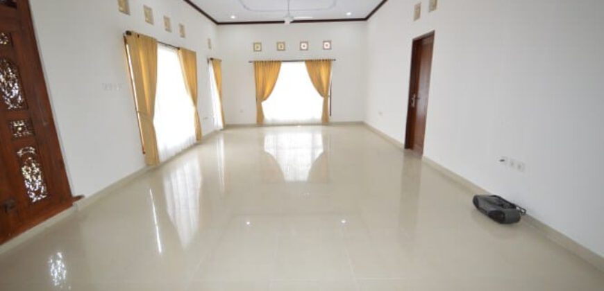 3-bedroom House Mudah in Umalas