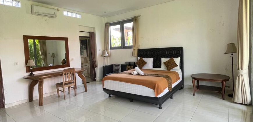 6-Bedroom Villa Lembut in Munggu